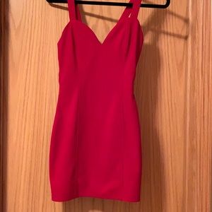 Sweetheart neck red bodycon dress